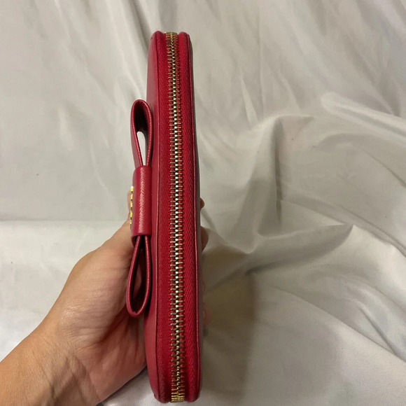 Prada Pink Bow Zippy Long Wallet - Picture 5 of 16